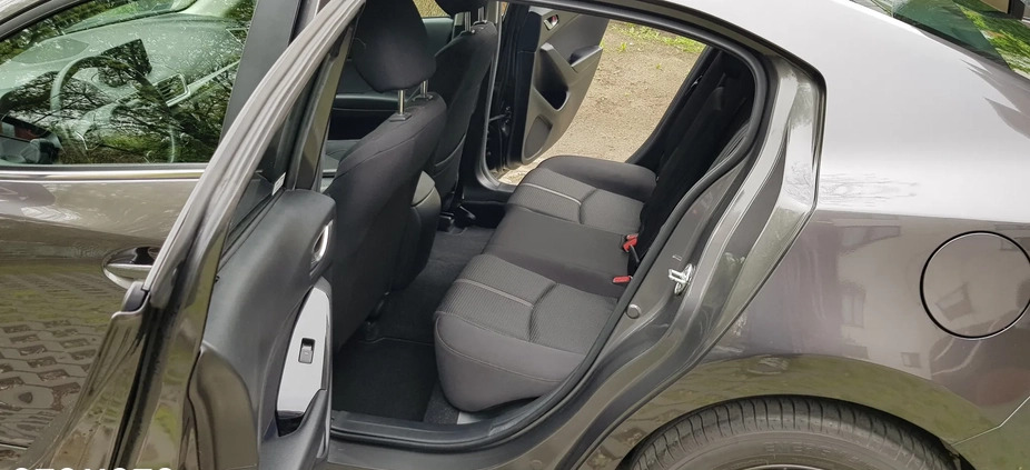 Mazda 3 cena 65900 przebieg: 29750, rok produkcji 2017 z Bydgoszcz małe 172